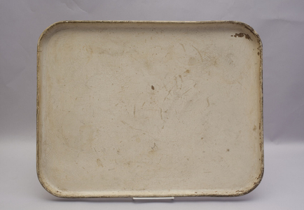 Serving tray