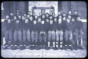Saugus High School football team, 1936-37