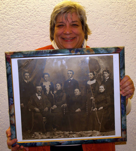 Joan Snyder at the Stoneham Mass. Memories Road Show