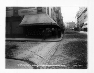 Sidewalk northwest corner Lagrange and Washington Sts., west side, Boston, Mass., October 1904