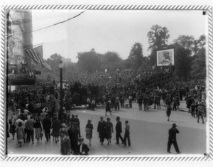 Parade crowd on Tremont Street, Boston, Mass., September 1940