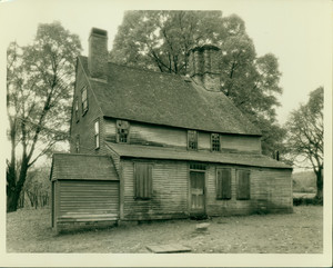 Exterior view of the back of the Eleazer Arnold House, Lincoln, R.I.