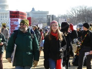 Protesters on the National Mall marching against the War in Iraq