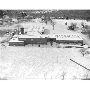 Dean S. Luce School, side view, Canton, MA