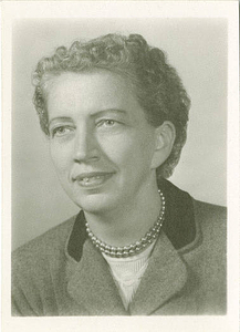 C. Lynn Vendien portrait photograph