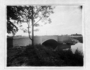 West Medford, Auburn St. Bridge