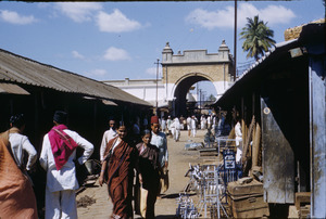 Women walk in the bazaar in Bangalore