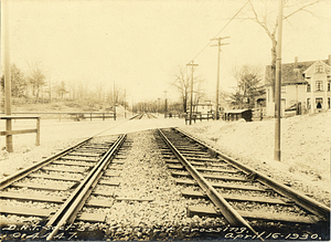 Capen Street crossing