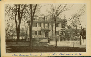 Exterior view of the Langdon House, Portsmouth, N.H., as seen from the street