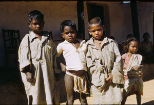 Birhor children in the permanent settlement