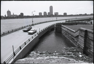 Views of Boston: cars on east entrance to Memorial Drive