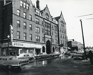 Dartmouth Street at Stuart Street