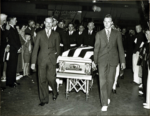 Congressman Connery's body at station, escorted by guard of honor Y.D. veterans of Lynn, June 17, 1937