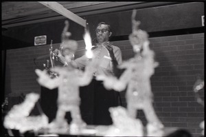 Glassblower at work at JFK airport