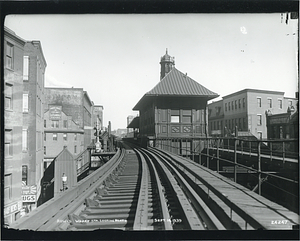 Rowe's Wharf Station looking north
