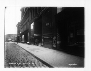 Sidewalk 194-196 Washington St., sec.8, Boston, Mass., May 20, 1905
