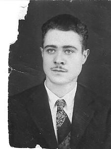 Fernando DeFreitas Loureiro portrait, in suit and tie