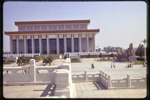 Tiananmen Square: mausoleum of Mao Zedong