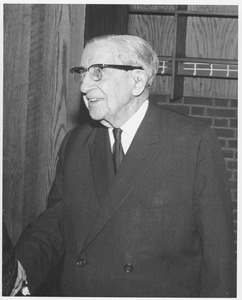 Frank L. Boyden shaking hands