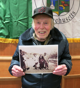 David Doroni at the Marshfield Mass. Memories Road Show