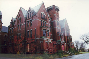 Kirkbride Building, Danvers State Hospital