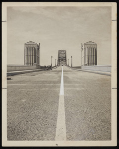 Entrance to the Bourne Bridge