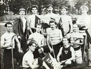 Lawn Hockey Team (1900)
