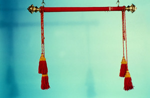 Bed Hanging Rod