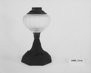 Oil lamp