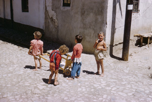 Children play on Struga street