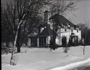 House of Lewis Travers in winter