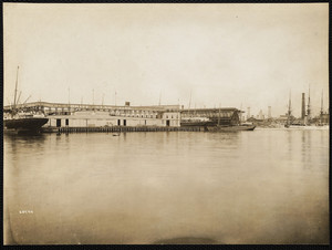 Waterfront> B&M rr. Dock. (Charlestown)