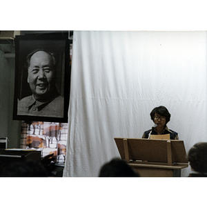 Speaker at Mao Zedong memorial