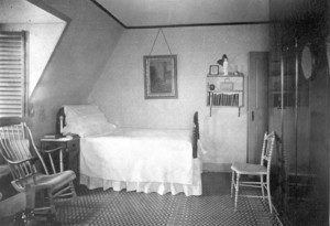 Thomas Perkins House, Cary Cottage, Nahant, Mass., Bedroom.