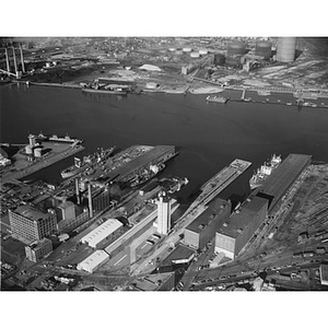 Charlestown Waterfront, Revere Sugar, left, Wiggins Terminal, right, freighters, to Everett and Chelsea, left to right, Boston, MA