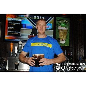 Former Celtic Brian Scalabrine Bartends At "Salute for Our Heroes"