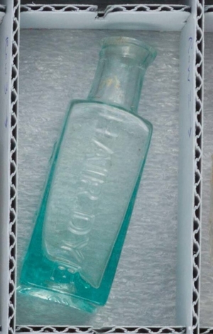 "Batchelor's Liquid Hair Dye" Bottle