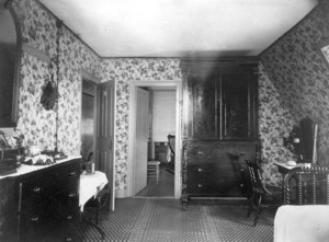 Thomas Perkins House, Cary Cottage, Nahant, Mass., Bedroom.