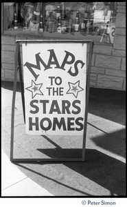 Street sign for 'Maps to the stars homes'