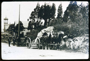 Near Vine on Main Street, Methodist Church, Getting stones left, Methodist Church in back