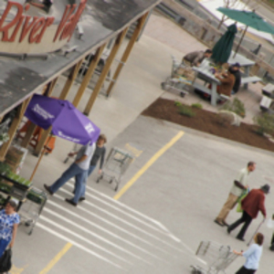 Entrance to the River Valley Market Co-Op