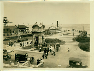 Steamer arriving at Plymouth, Mass., undated