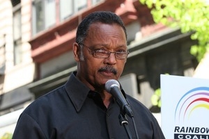 Jesse Jackson addressing the crowd during the march against the war in Iraq