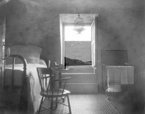 Thomas Perkins House, Cary Cottage, Nahant, Mass., Bedroom.