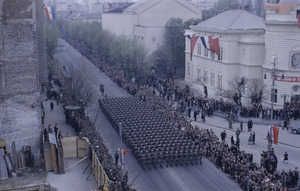 Army troops in parade