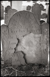 Gravestone of James Treat, Jr. (1742), Wethersfield Village Cemetery