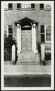 Haven doorway, Portsmouth, N.H., 1922