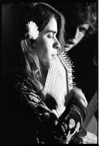 May Day concert at West Potomac Park: woman playing an autoharp