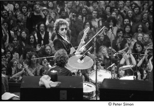 Bob Dylan with the Band: Dylan with Levon Helm on drums