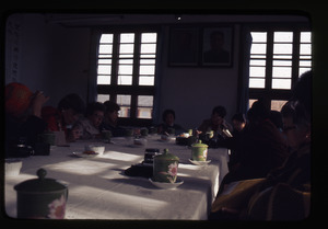 Nanjing Primary School -- briefing around table